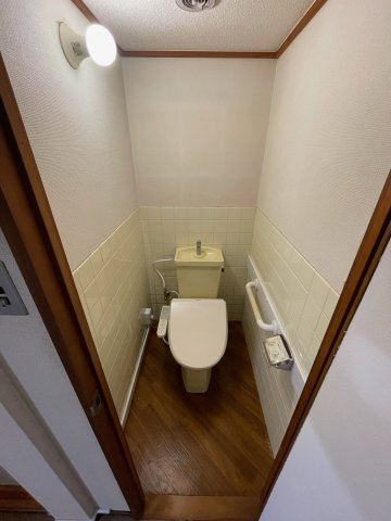 ハイツ東朝霧のトイレ