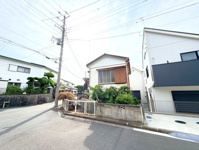 【南東角地×1種低層】富岡東三丁目　古屋付き売地の画像