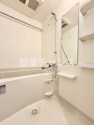 プレサンス丸の内雅殿の浴室