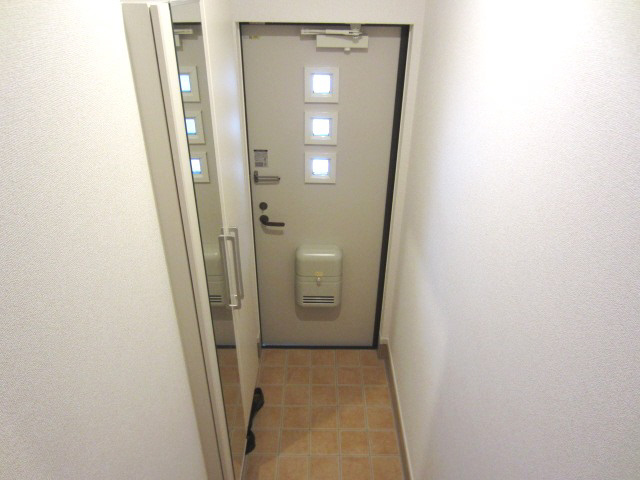 【玄関】