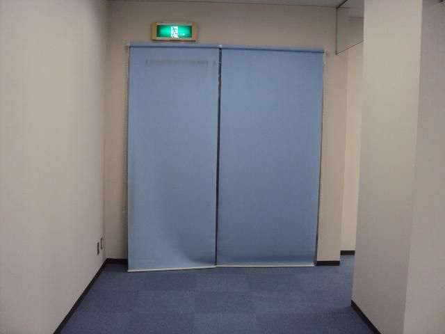 中央区築地７丁目の店舗事務所の内装