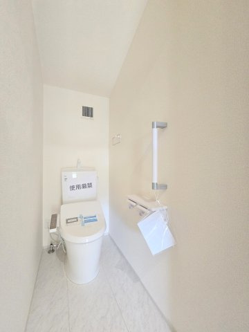 瑞穂町むさし野2丁目　新築戸建全3棟のトイレ