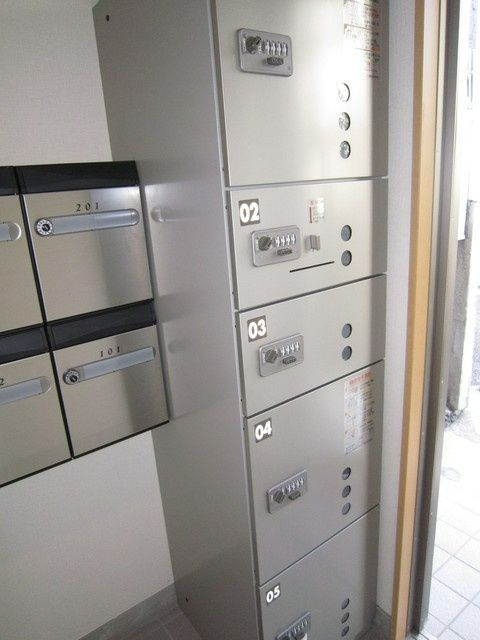 エテルノ弥生のロビー