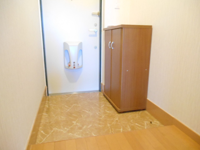 メゾントキワの玄関