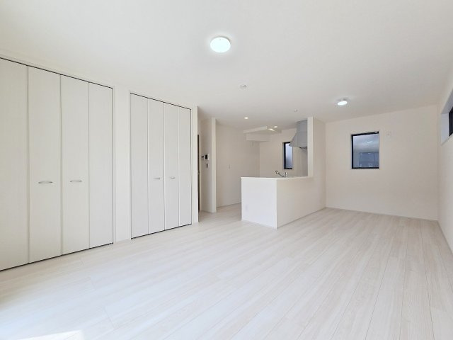 瑞穂町むさし野2丁目　新築戸建　全3棟の居間・リビング