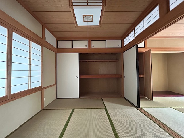 石立町貸家の和室|和室がひろがる居住スペース