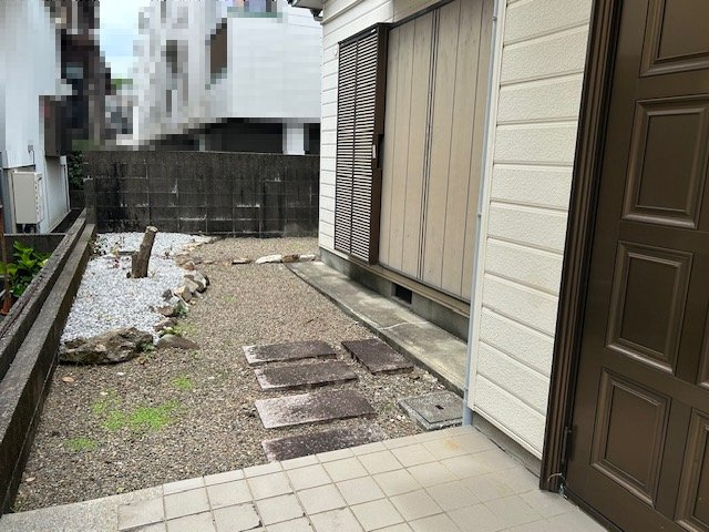 石立町貸家の庭|お庭です