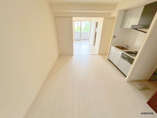 S-RESIDENCE学園坂　仲介手数料無料の居間・リビング