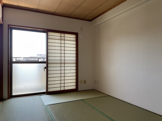 メゾン稲津の寝室