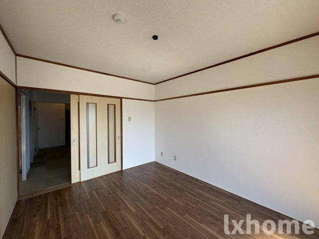 春日マンションの和室