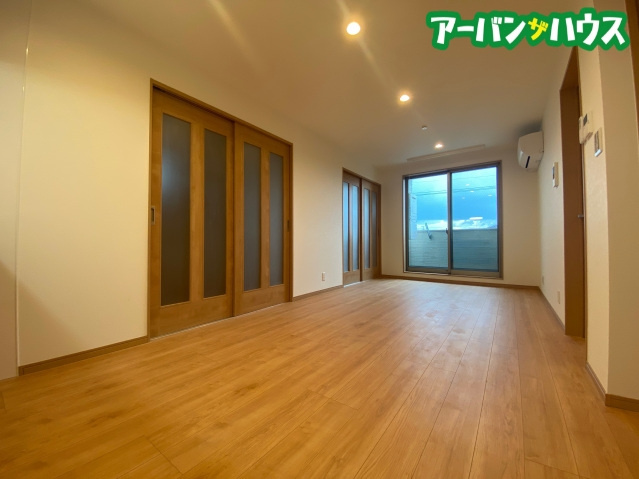 REGALEST 藤原光町の居間・リビング