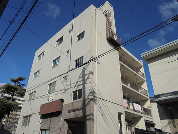 高匠マンションの外観