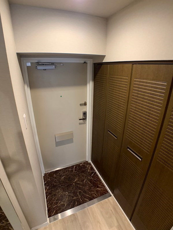 フレックス芦屋の玄関