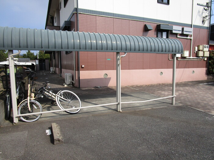 セジュールプリムのその他共用部分|駐輪場に自転車も停められます♪