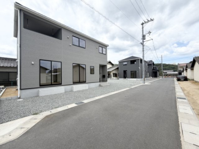 【前面道路含む現地写真】 | クレイドルガーデン倉敷市連島町鶴新田第17 (全4棟)