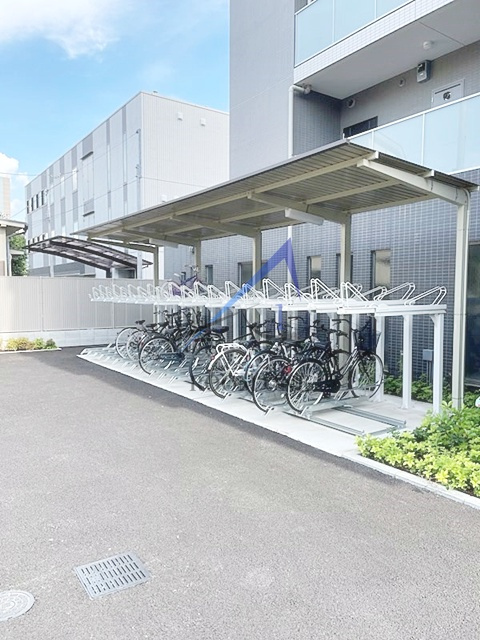 フレアコート北千住 のその他共用部分|駐輪所です。