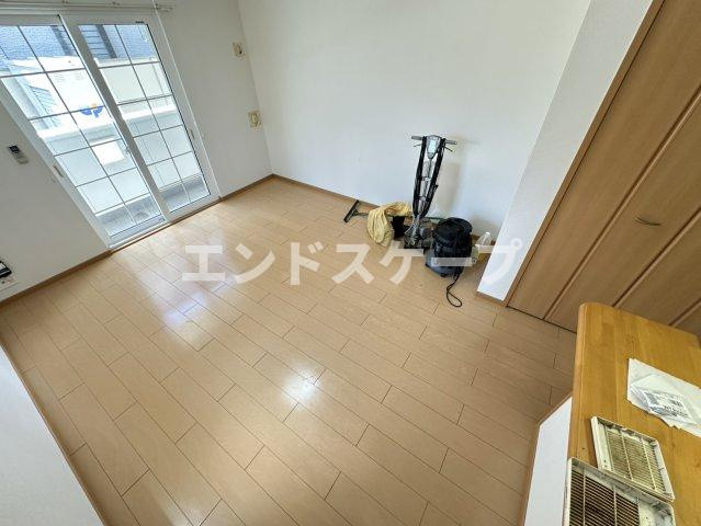 オレンジ　ブロッサムの居間・リビング|高崎、前橋のお部屋探しはエンドスケープまで！お客様の理想お聞かせ下さい♪