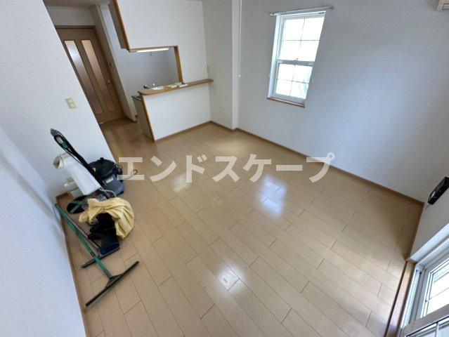 オレンジ　ブロッサムの居間・リビング|高崎、前橋のお部屋探しはエンドスケープまで！お客様の理想お聞かせ下さい♪