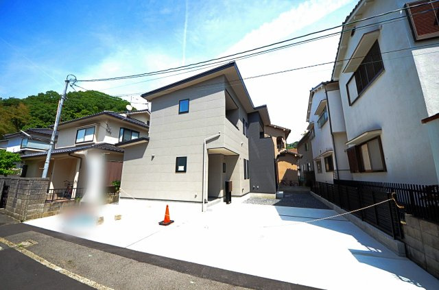 南大河町の外観|敷地広々49坪
駐車は4台可能です