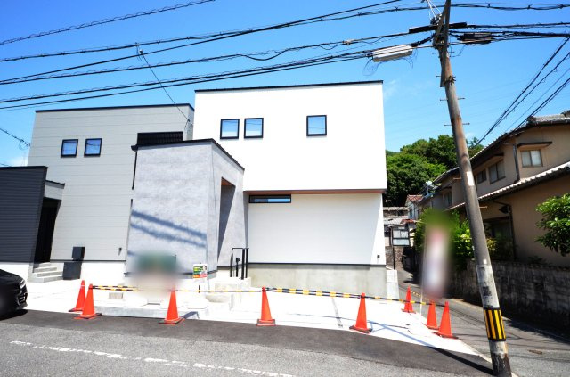 温品三丁目の外観|JR矢賀駅徒歩28分
当日内覧可能です