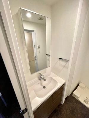 【独立洗面台】 | 新品家具付きマンション三田11(KaGood東京)