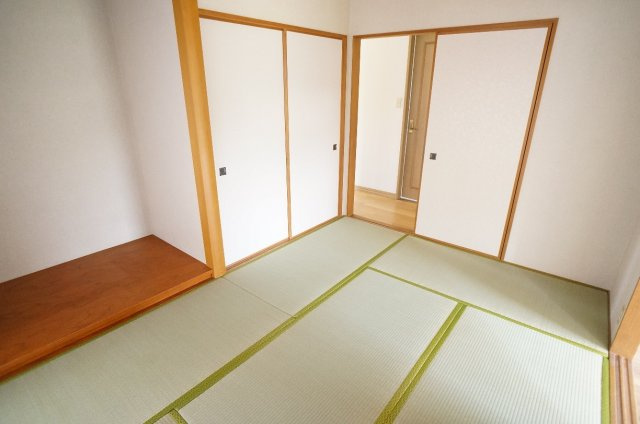 奈良市神功５丁目の一戸建て