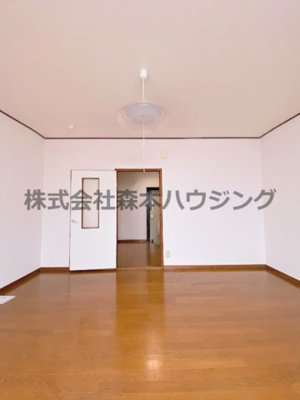 【洋室】 | 　グリーンプラザ | ゆったりした洋室です