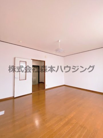 【洋室】 | 　グリーンプラザ | 使い勝手のいい洋室です