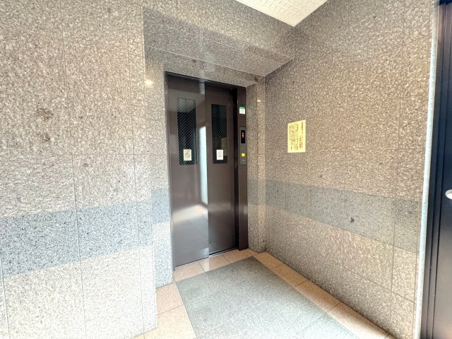ベルドゥムール草加中央東のその他共用部分|エレベーター