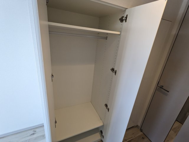 アゼスト堀切菖蒲園Ⅱの収納