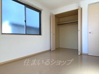 ディアコート壱番館の寝室|クローゼットあり