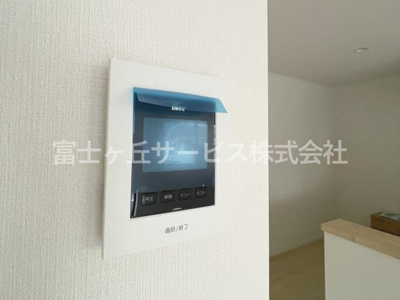 【セキュリティ】 | 袋井市栄町 新築一戸建て 1号棟 | TV付きインターフォンです