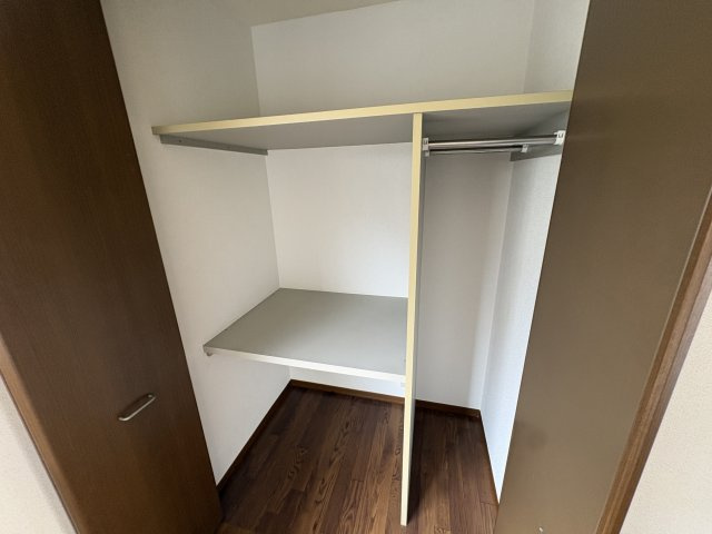 バリュージュ西島Ｂの収納