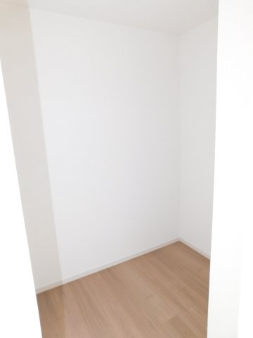 名古屋市中川区柳堀町の新築一戸建の収納|◇ウォークインクローゼット◇　　家族の洋服や季節の荷物など大容量収納できます！
