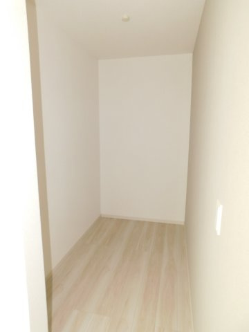 名古屋市中川区柳堀町の新築一戸建の収納|◇ウォークインクローゼット◇　　家族の洋服や季節の荷物など大容量収納できます！