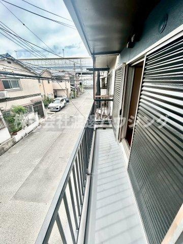 尼崎中在家町一戸建のバルコニー
