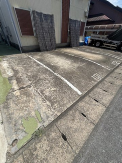 【駐車場】イシイハイツ