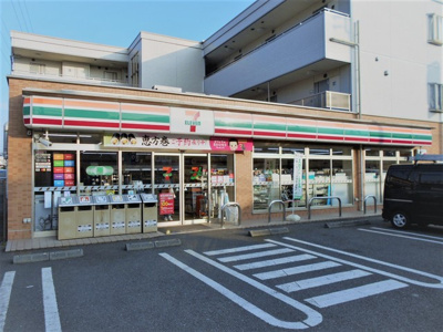 セブンイレブン 三鷹天文台通り店まで270ｍ