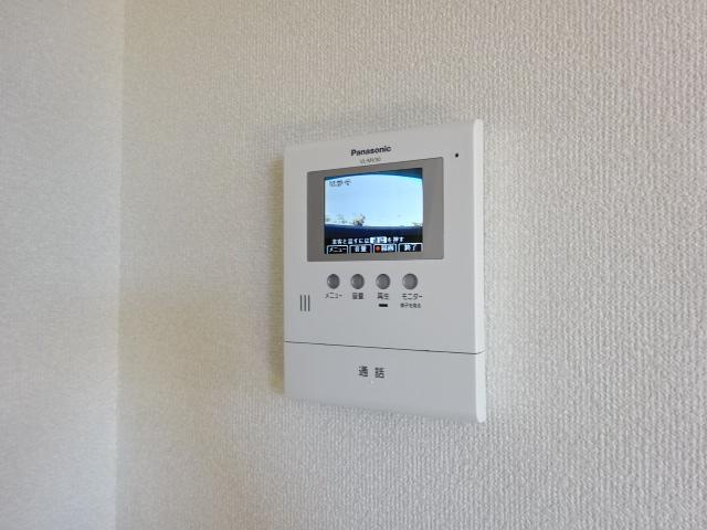 コア・やすのⅡの内装|カメラ付インターホン