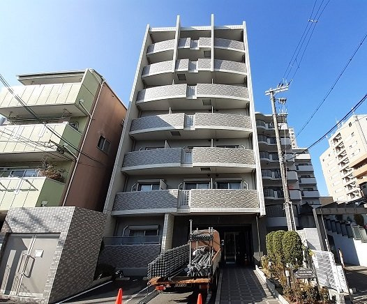 パークサイド法円坂の外観