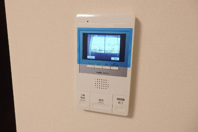 りんくうヴェルジェの内装|カメラ付インターホン