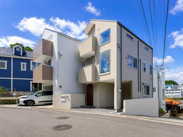 横浜市青葉区美しが丘４丁目の中古一戸建