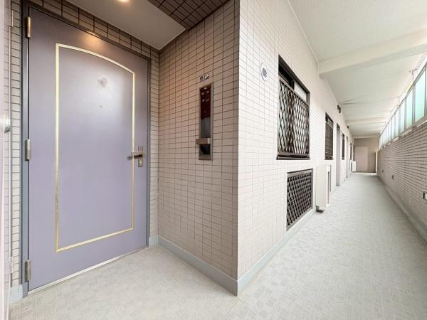 たまプラーザパークホームズの玄関|外から見た玄関です。