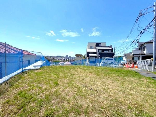 横浜市西区境之谷の新築一戸建