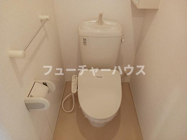 エンブレム　ラビットのトイレ