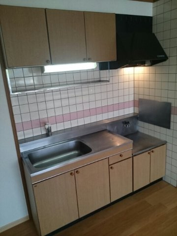 サニーコート六田１のキッチン