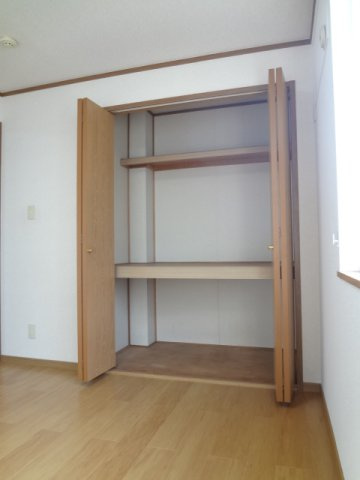 サニーコート六田２の収納