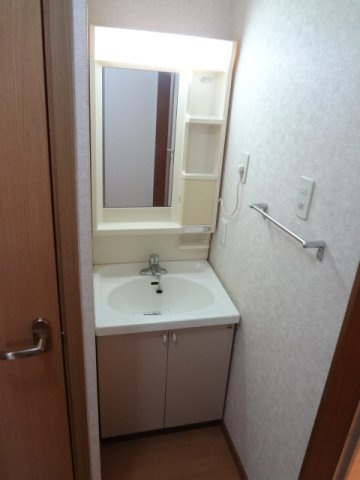 サニーコート六田２の洗面所