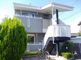 リヴィエールＢの外観