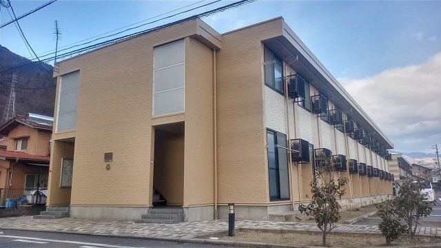 レオパレス神田町の外観|2022年10月に外壁塗装致しました。